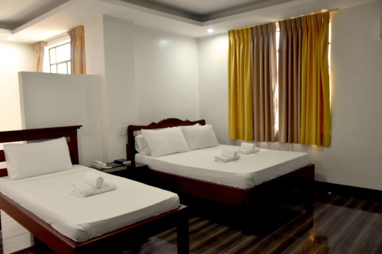Isla De Oro Hotel Mamburao Dış mekan fotoğraf