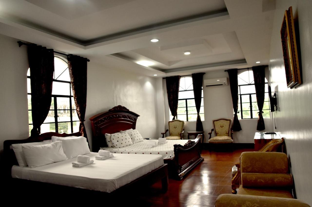 Isla De Oro Hotel Mamburao Dış mekan fotoğraf
