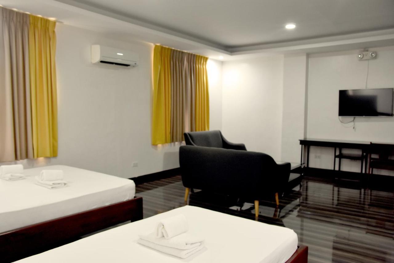 Isla De Oro Hotel Mamburao Dış mekan fotoğraf