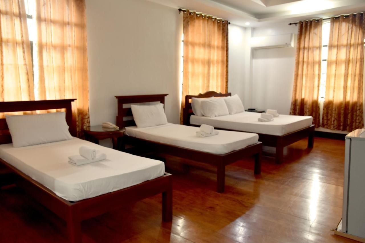 Isla De Oro Hotel Mamburao Dış mekan fotoğraf